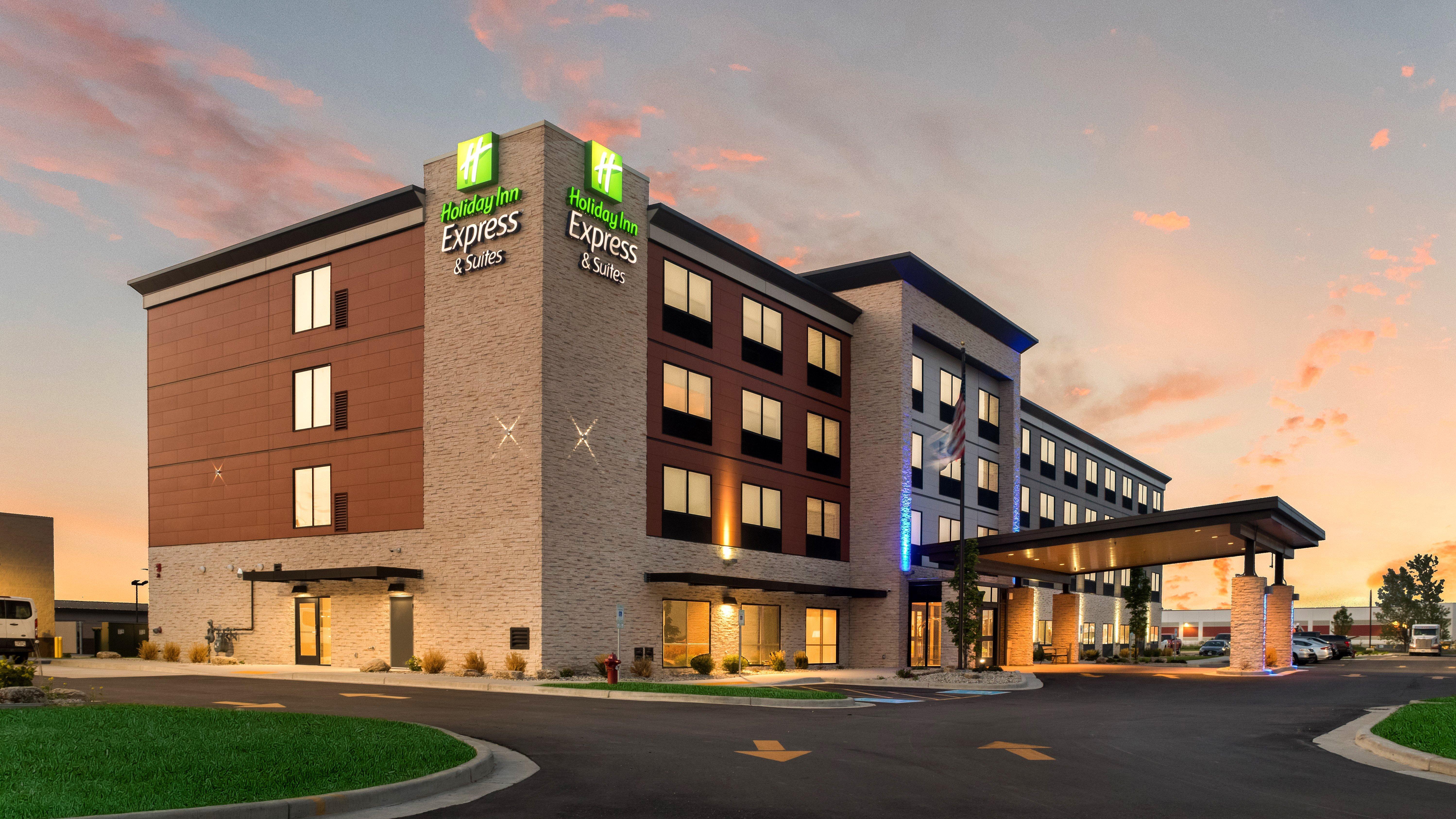 Holiday Inn Express & Suites Racine By Ihg מראה חיצוני תמונה