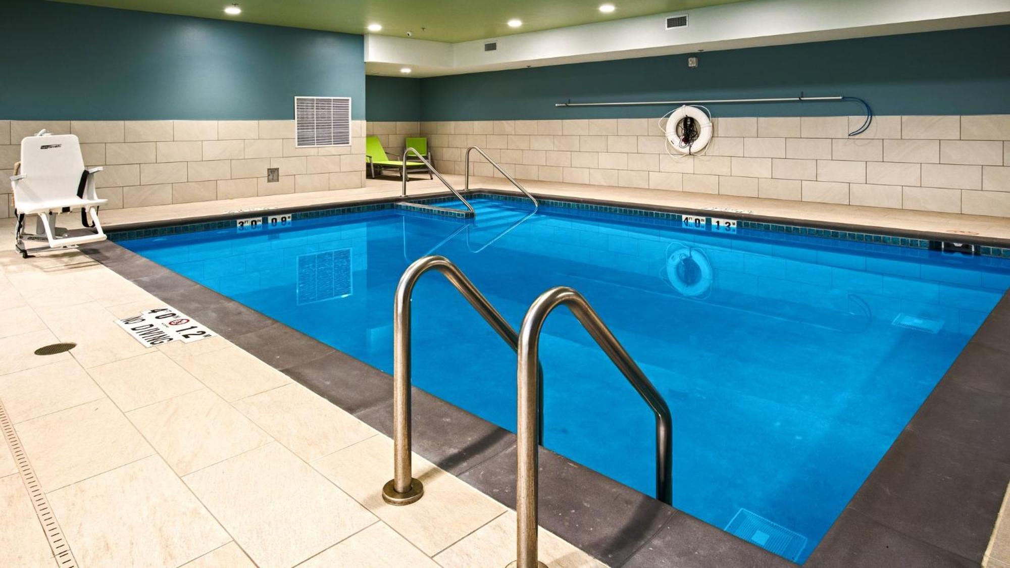 Holiday Inn Express & Suites Racine By Ihg מראה חיצוני תמונה